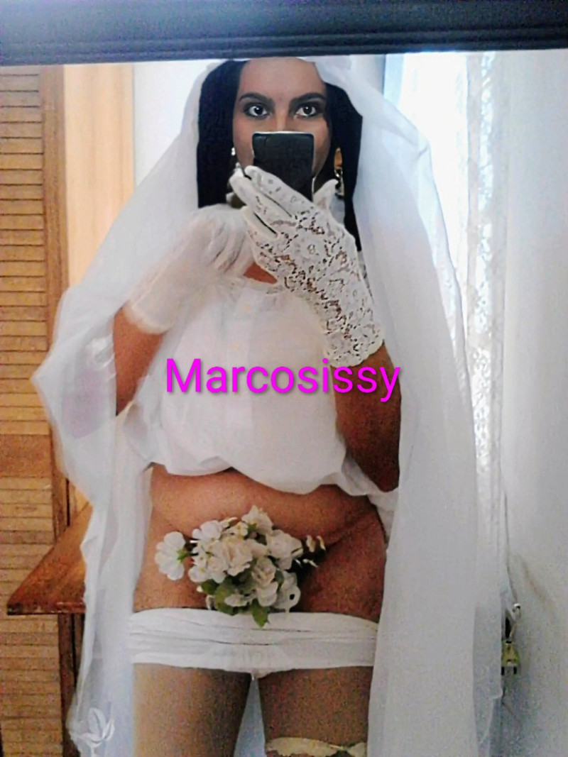 marcosissy-bride-bottomless