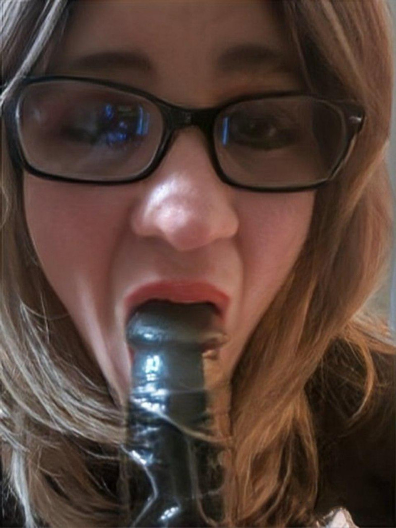 toni-artigue-loves-big-black-cock-2