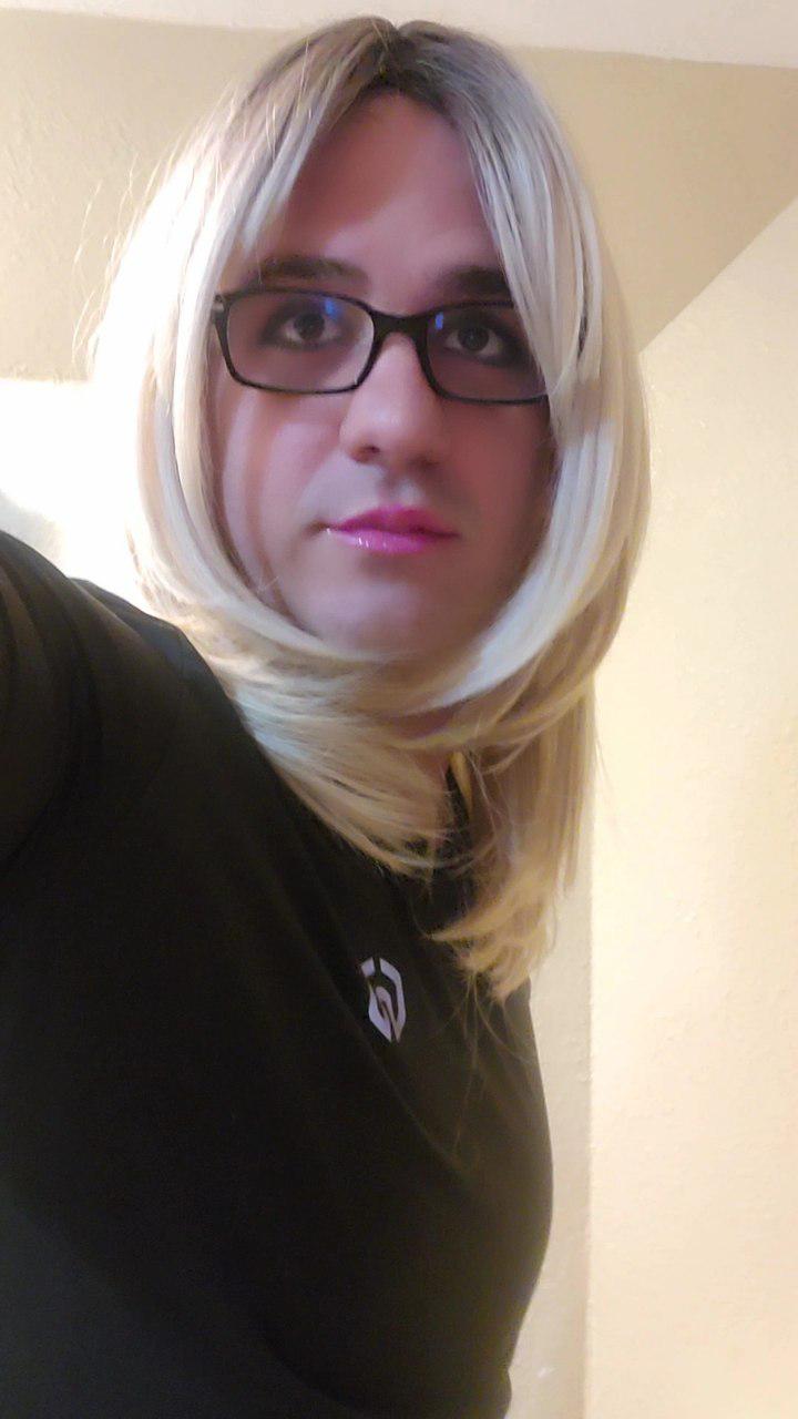 toni-artigue-sissy-exposed-3