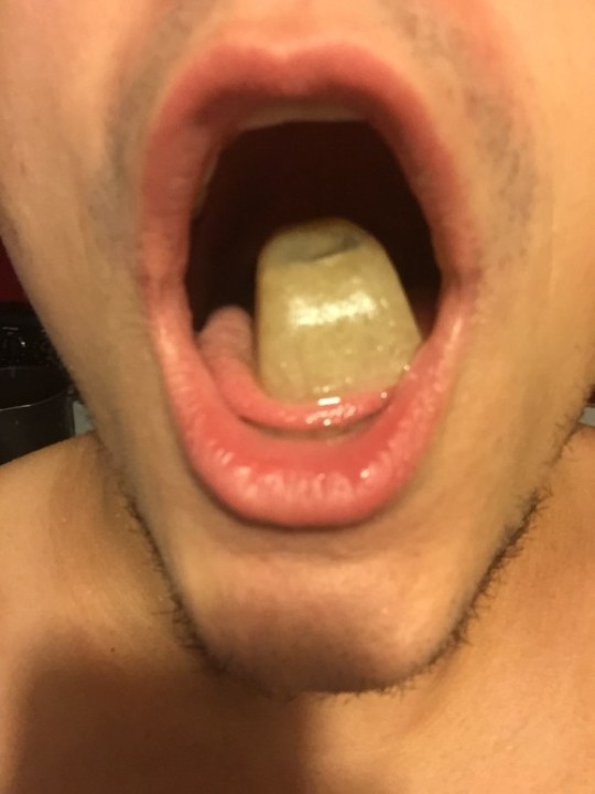 1000210078