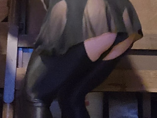 1000009823